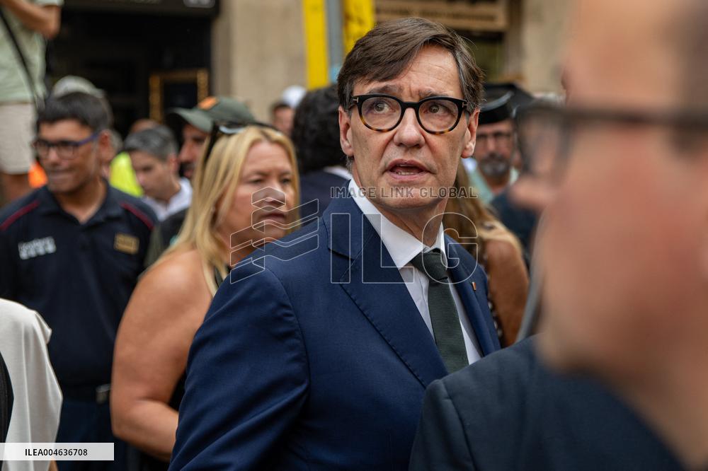 Barcelona Honors 17A Bombing Victims on 8th Anniversary - Barcelona