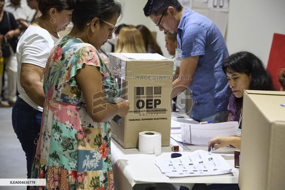 Bolivia 2025 General Elections in Madrid - Spain
