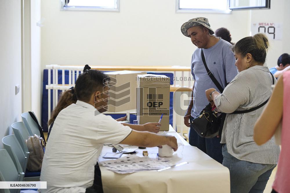Bolivia 2025 General Elections in Madrid - Spain