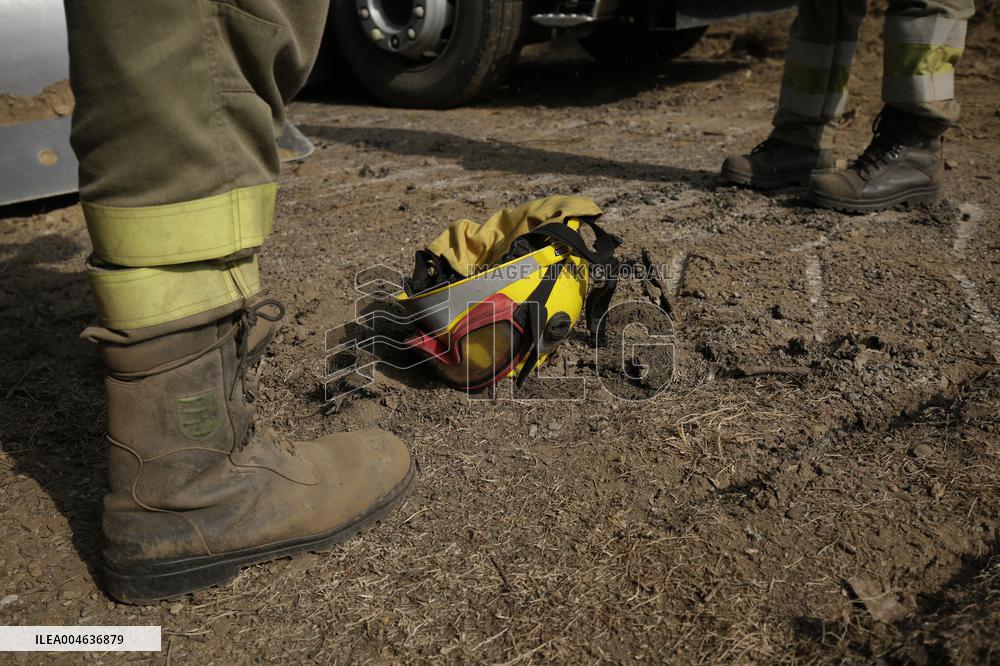 Yeres-Llamas Fire Advances Toward Ponferrada Evacuations Underway - Spain
