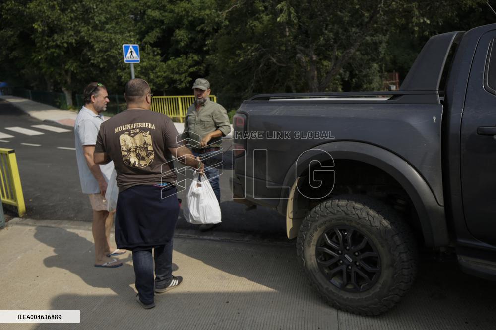 Yeres-Llamas Fire Advances Toward Ponferrada Evacuations Underway - Spain