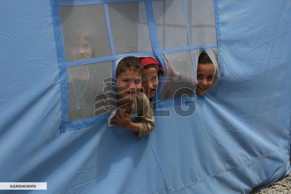 China Provides Aid to Afghanistan