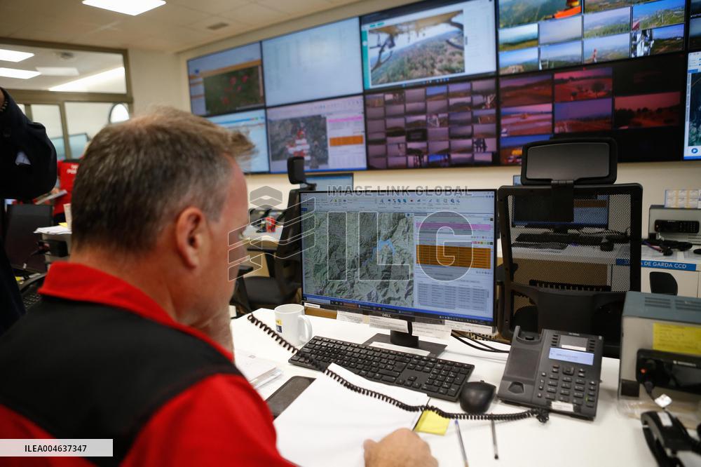Sanchez visits the Fire Fighting OCC - Galicia