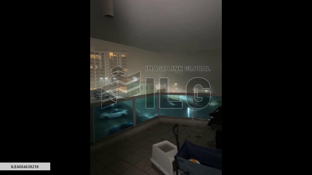 Puerto Rico: Hurricane Erin Hits, Causing Power Outages and Flooding 2