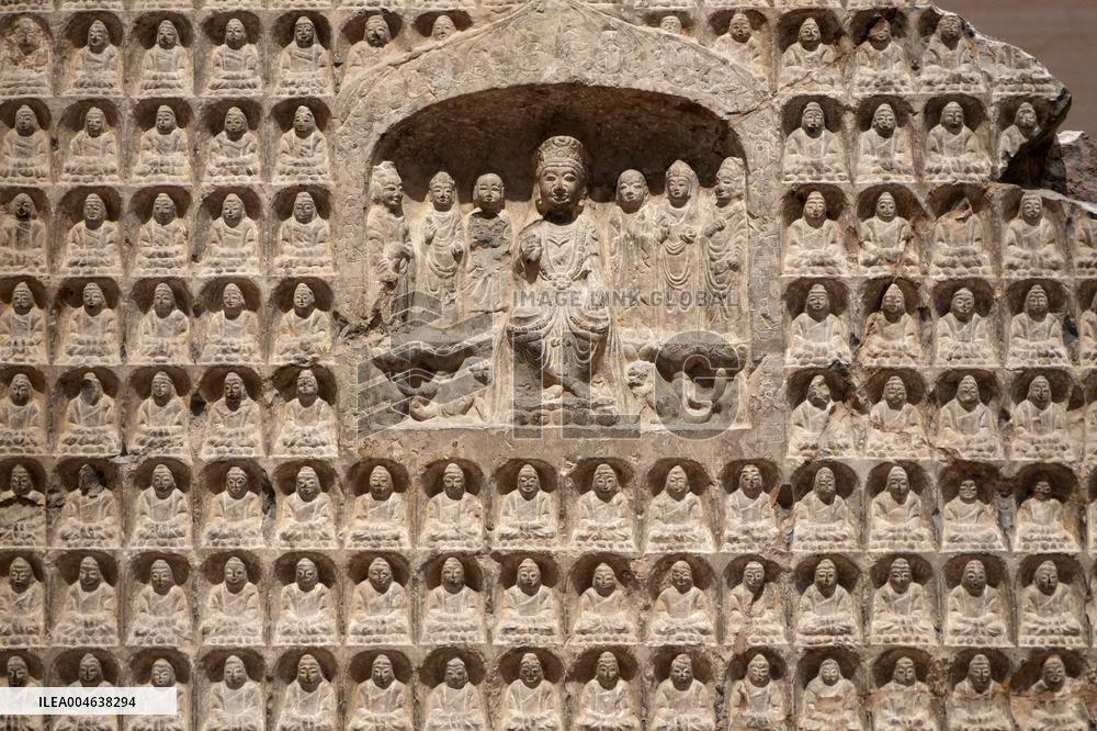 Stone Thousand Buddha Statue Stele in Shanghai Museum