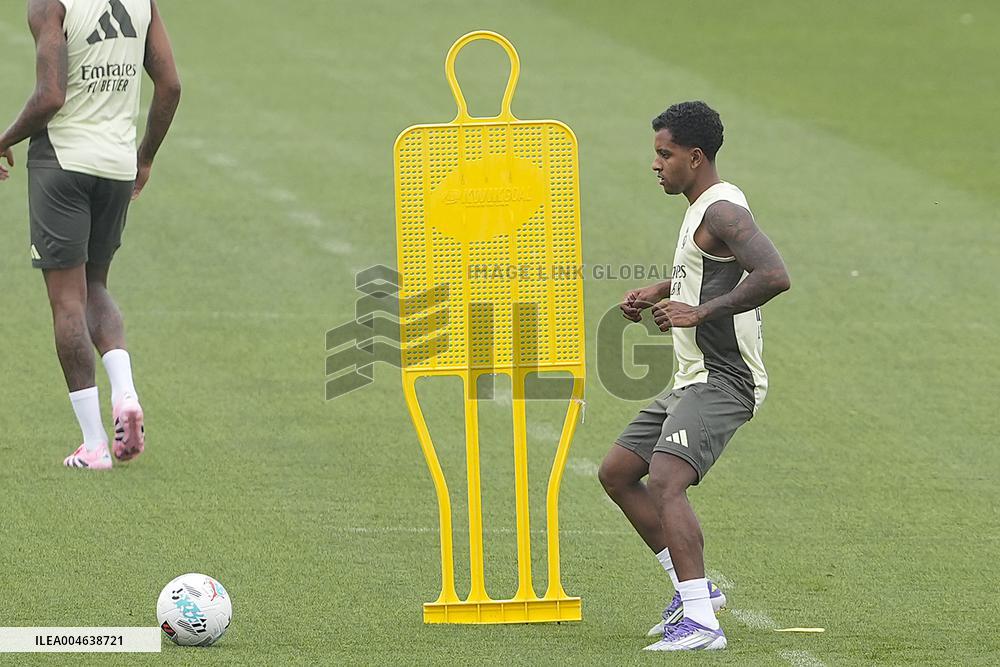 Real Madrid Training Session - Madrid