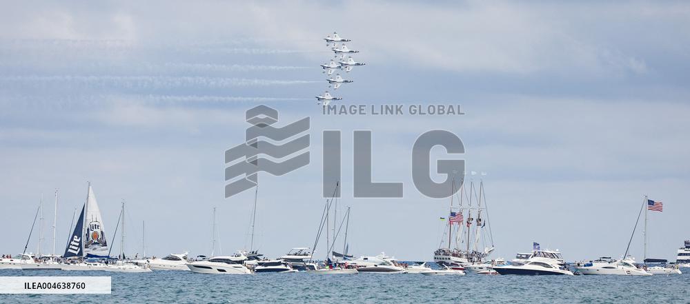 The U.S. Air Force Air Demonstration - Chicago