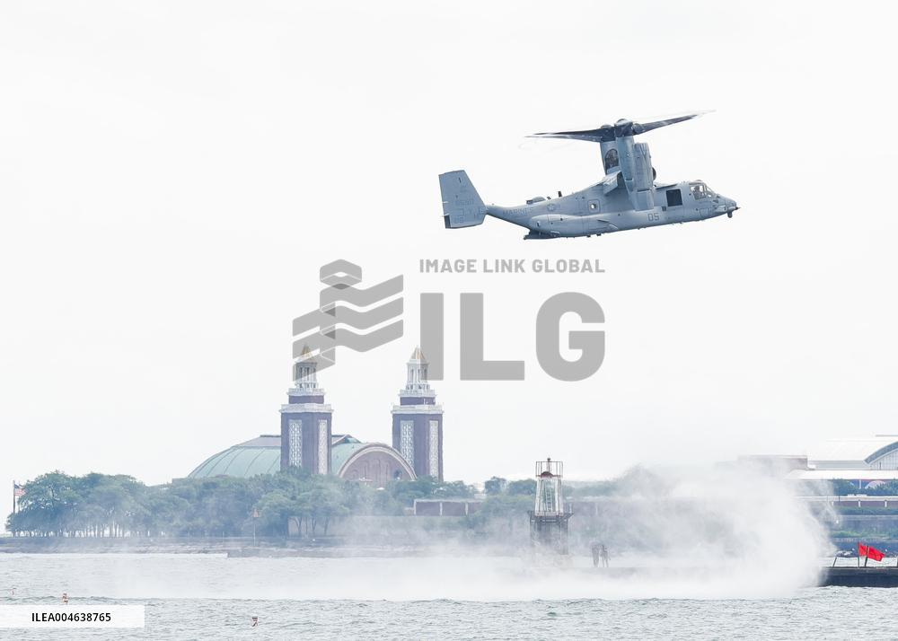 The U.S. Air Force Air Demonstration - Chicago