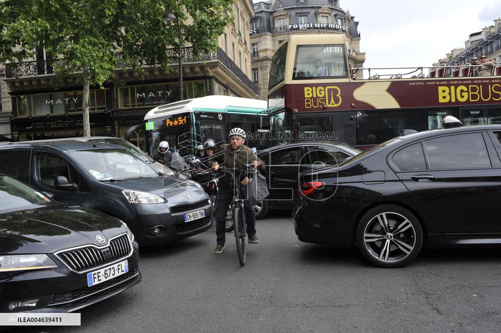 Illustration - Bike - Paris
