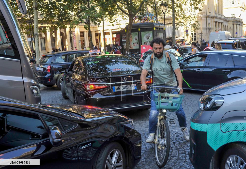 Illustration - Bike - Paris