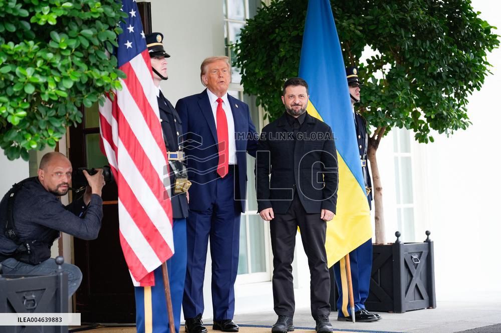 Donald Trump Greets Ukrainian President - Washington