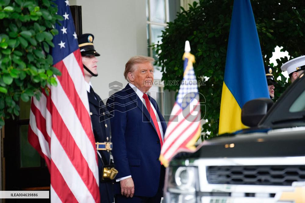 Donald Trump Greets Ukrainian President - Washington