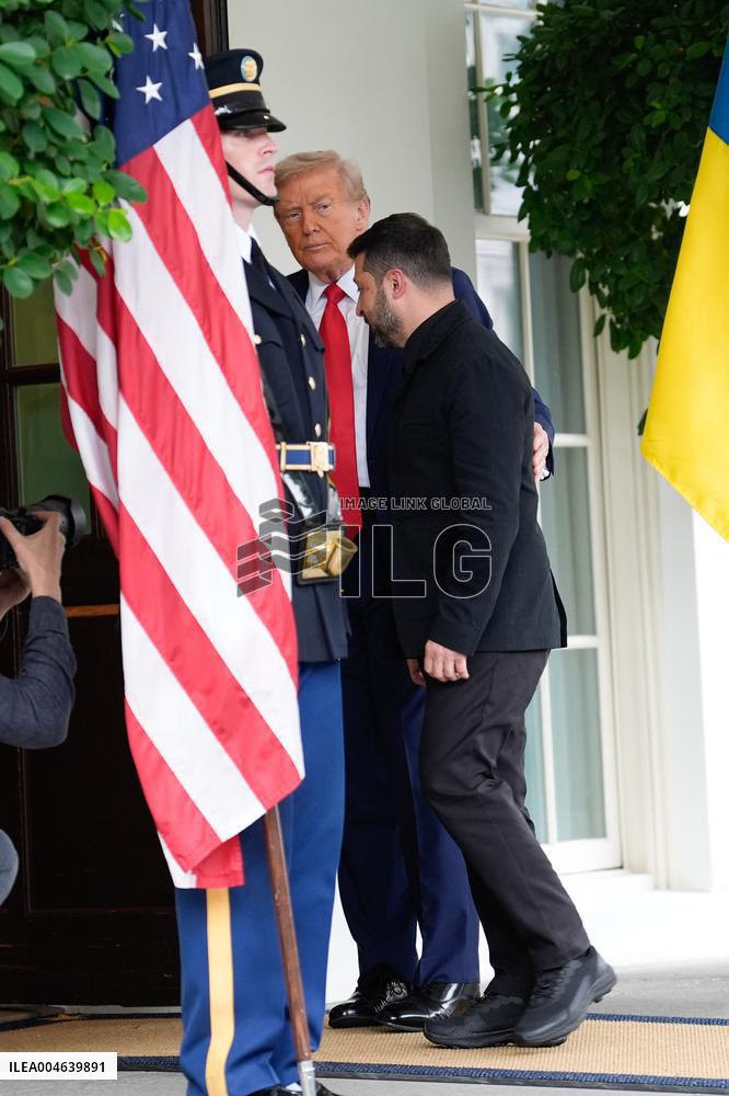 Donald Trump Greets Ukrainian President - Washington