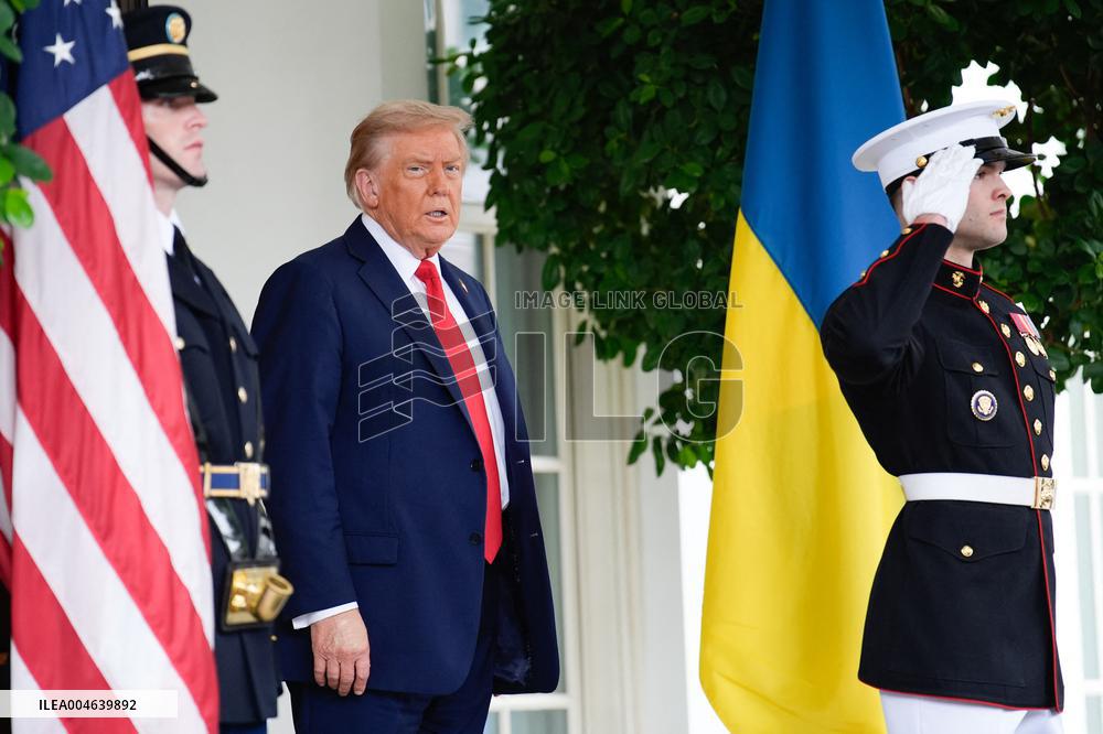 Donald Trump Greets Ukrainian President - Washington