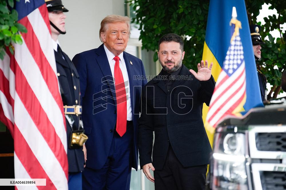 Donald Trump Greets Ukrainian President - Washington