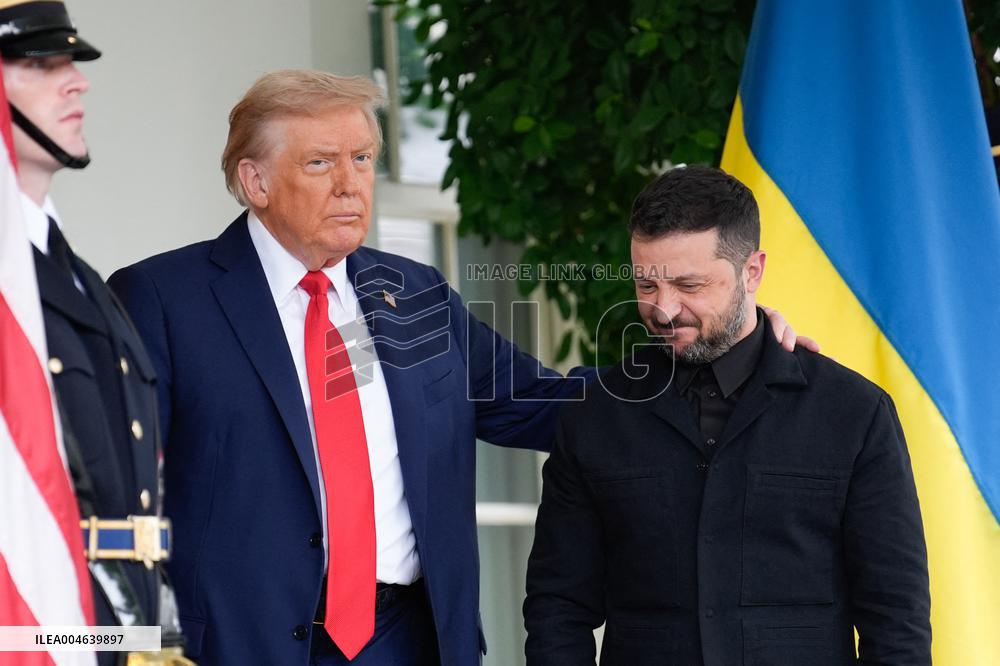 Donald Trump Greets Ukrainian President - Washington