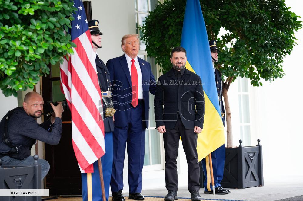 Donald Trump Greets Ukrainian President - Washington