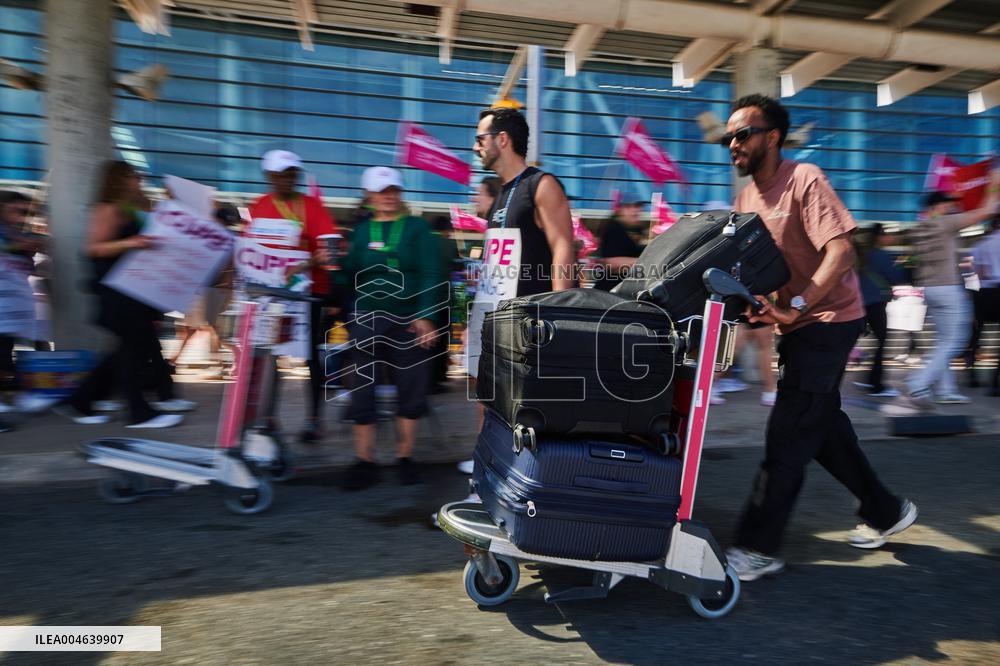 Air Canada Flight Attendants’ Strike - Canada