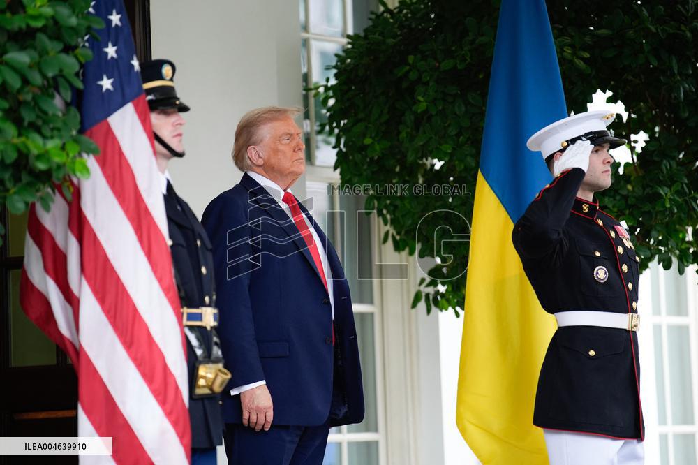 Donald Trump Greets Ukrainian President - Washington