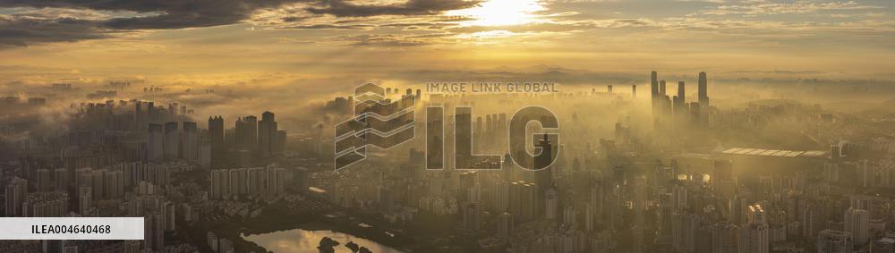 Morning Glow And Ethereal Adveling Fog in Nanjing