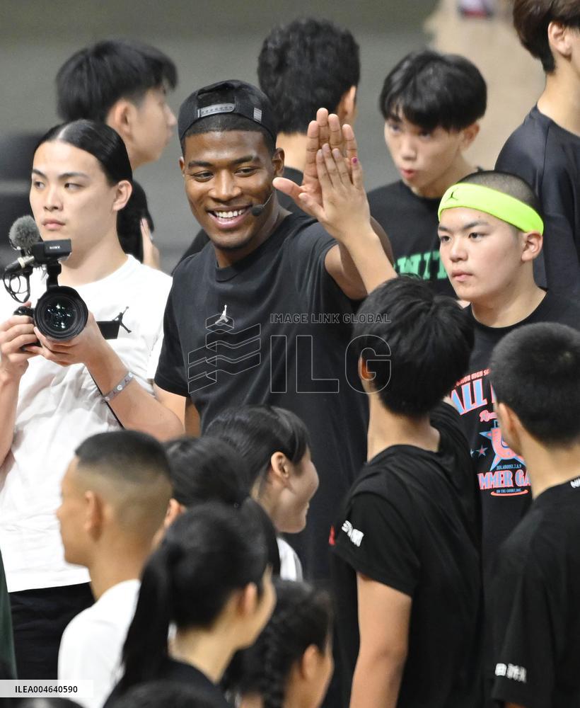 Basketball: Hachimura hosts youth camp in Japan