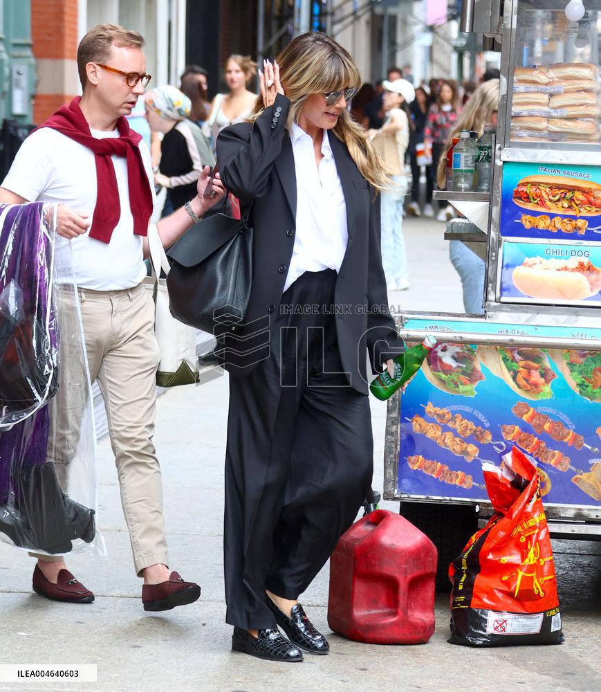 Heidi Klum on Set in New York - NYC