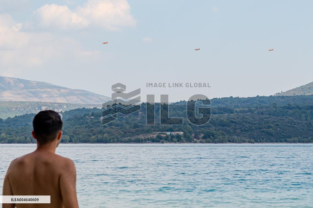 Wildfire in Petit Bessillon Massif Controlled After Major Response Effort - France