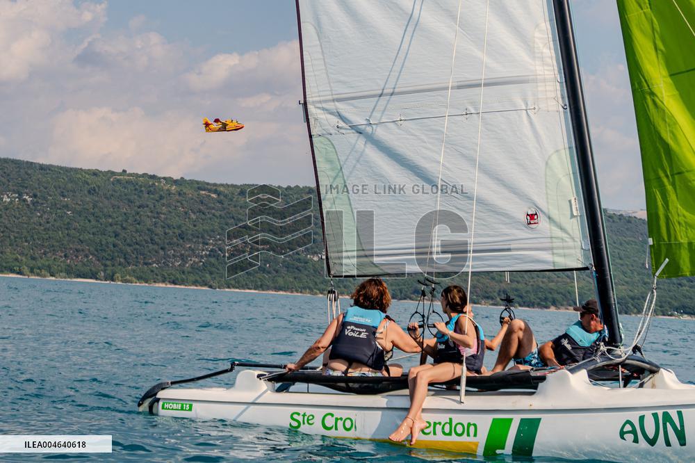 Wildfire in Petit Bessillon Massif Controlled After Major Response Effort - France