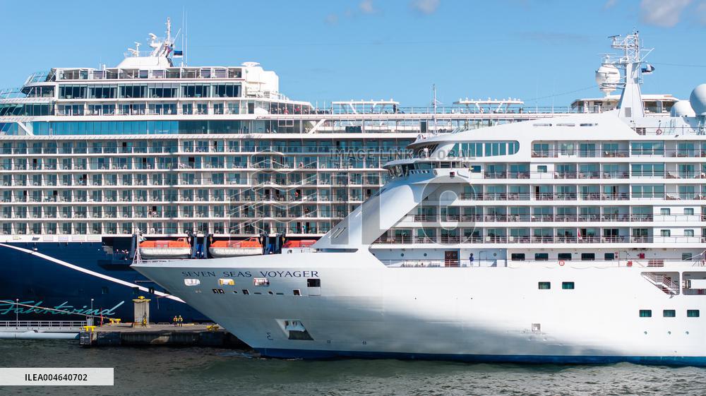 Cruise ships in the port of Tallinn