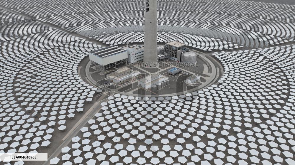Llargest Molten Salt Tower Solar Thermal Power Station in China
