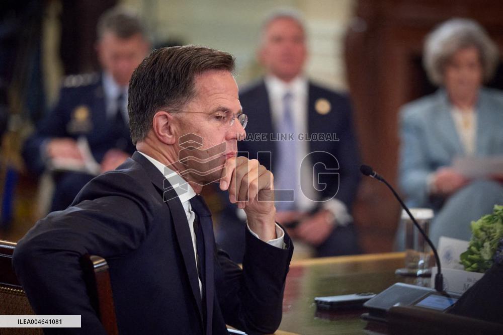 Trump Meets President Zelenskyy and European Leaders - Washington