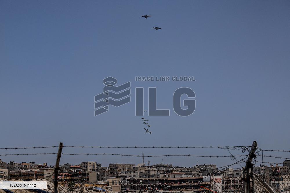 Humanitarian Airdrop in Northern Gaza