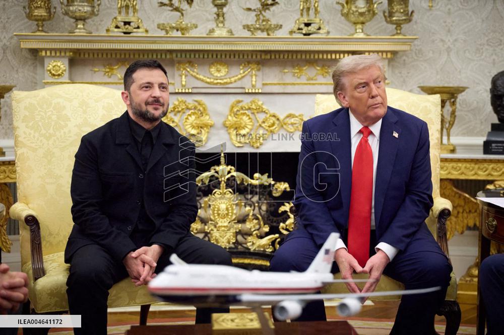 Trump Meets President Zelenskyy and European Leaders - Washington