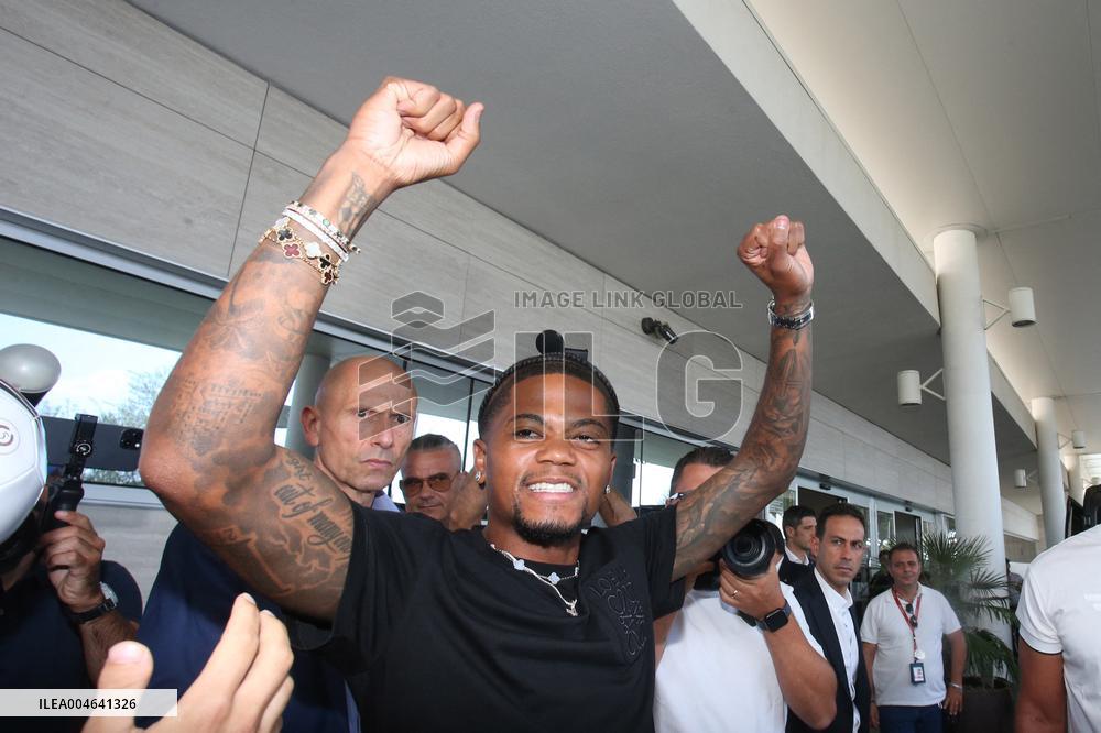 CALCIO - Altro - AS Roma's new signing Leo Bailey