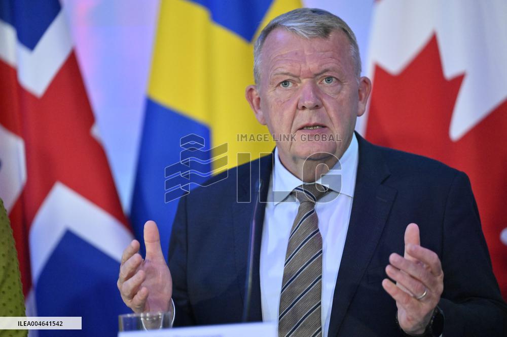 Pohjoismaiden ulkoministereiden ja Kanadan ulkoministerin tiedotustilaisuus