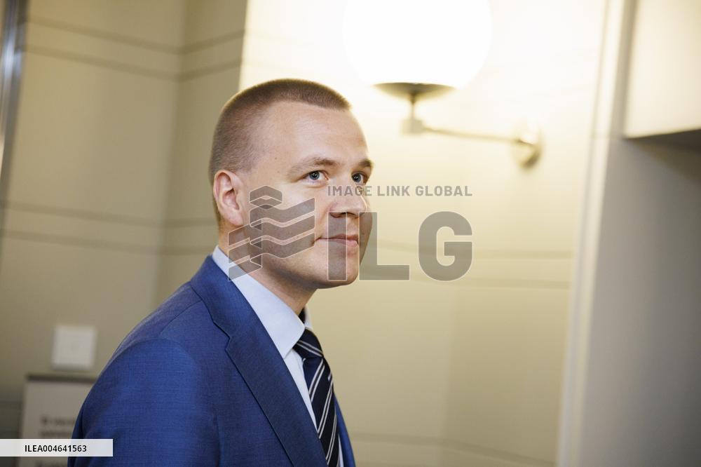 Hallintovaliokunta kokoustaa eduskunnassa käännytyslaista