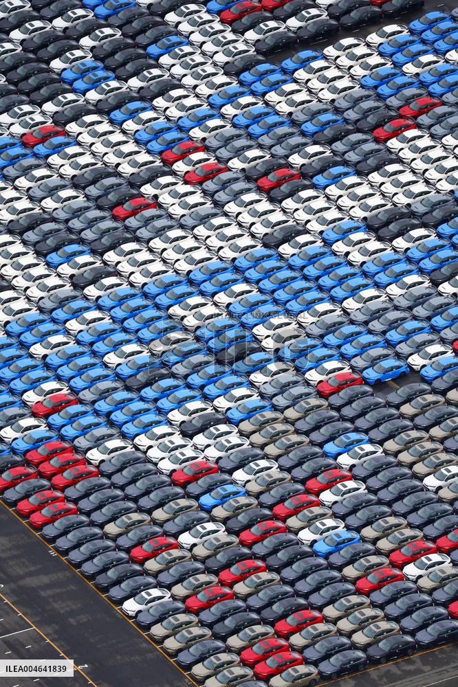 Foreign-bound cars at Yokohama port