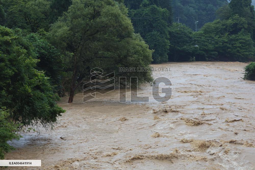 Heavy rain in northeastern Japan