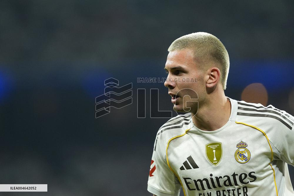 La Liga - Real Madrid CF v Club Atletico Osasuna