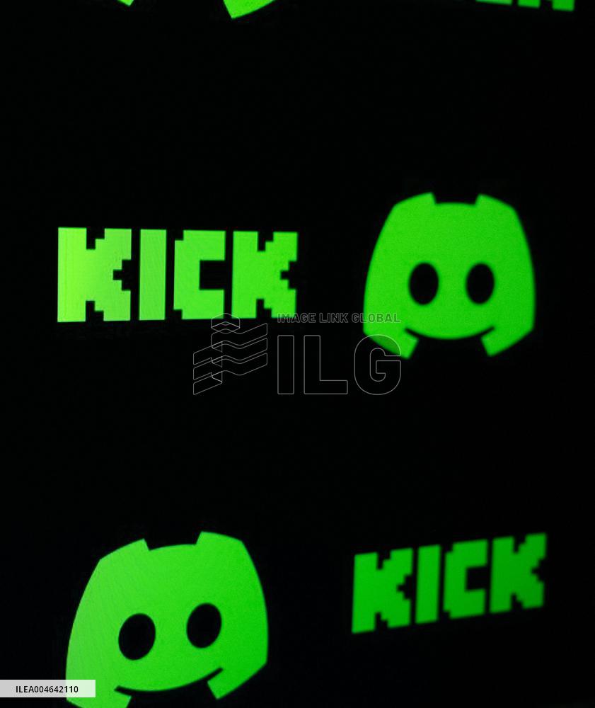 Illustration - Kick and Twitch Streaming Platform - France