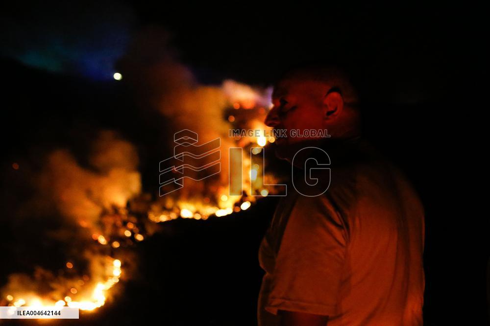 Firefighters Battle Quiroga Blaze - Spain