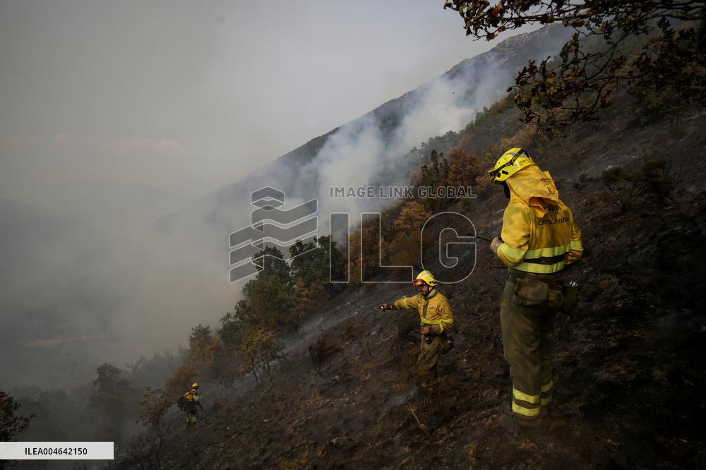 Efforts Ongoing to Control Yeres-Llamas de Cabrera Fire - Spain