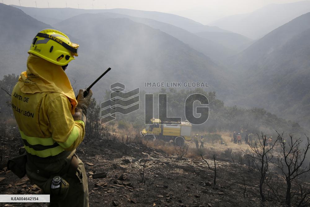 Efforts Ongoing to Control Yeres-Llamas de Cabrera Fire - Spain