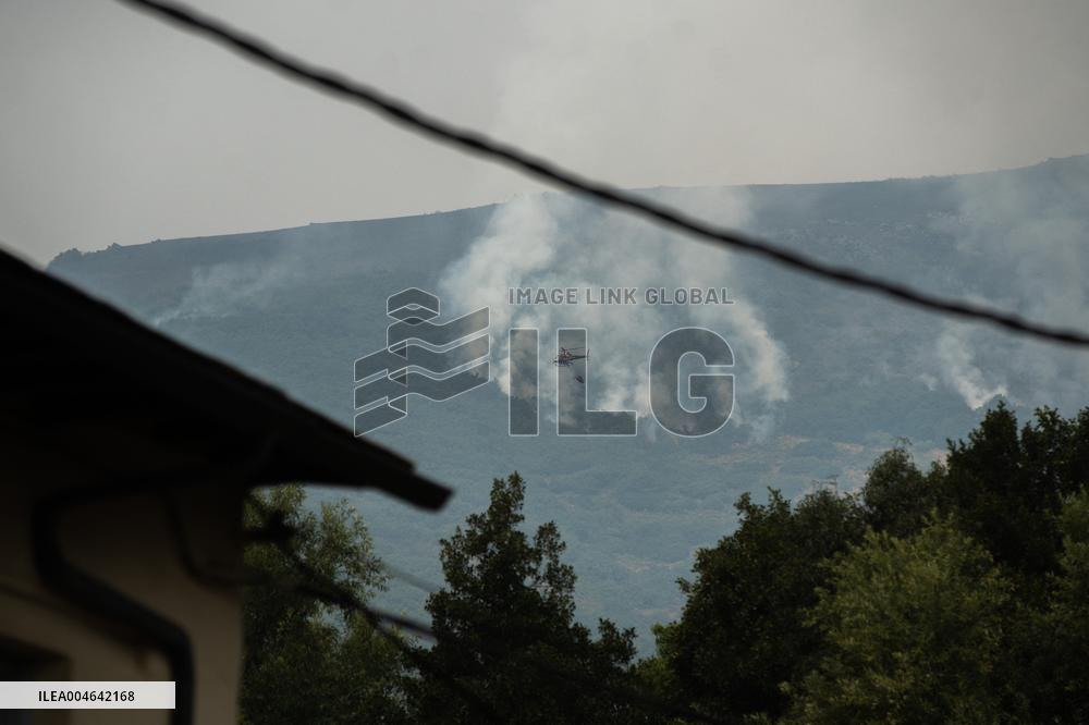 A-52 and N-525 Reopened as Sanabria Evacuations Continue - Spain