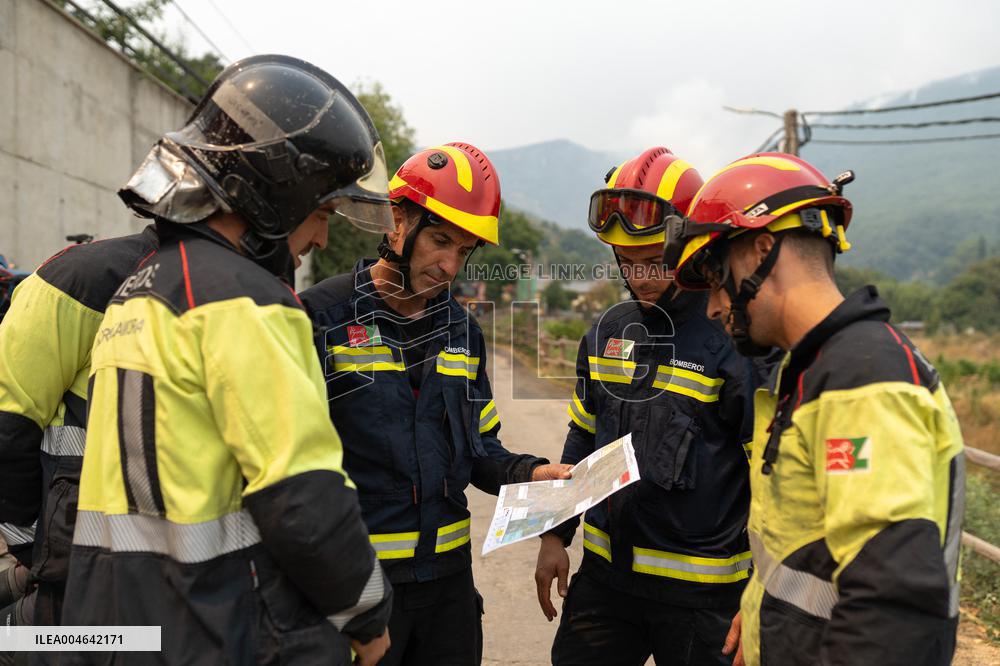 A-52 and N-525 Reopened as Sanabria Evacuations Continue - Spain