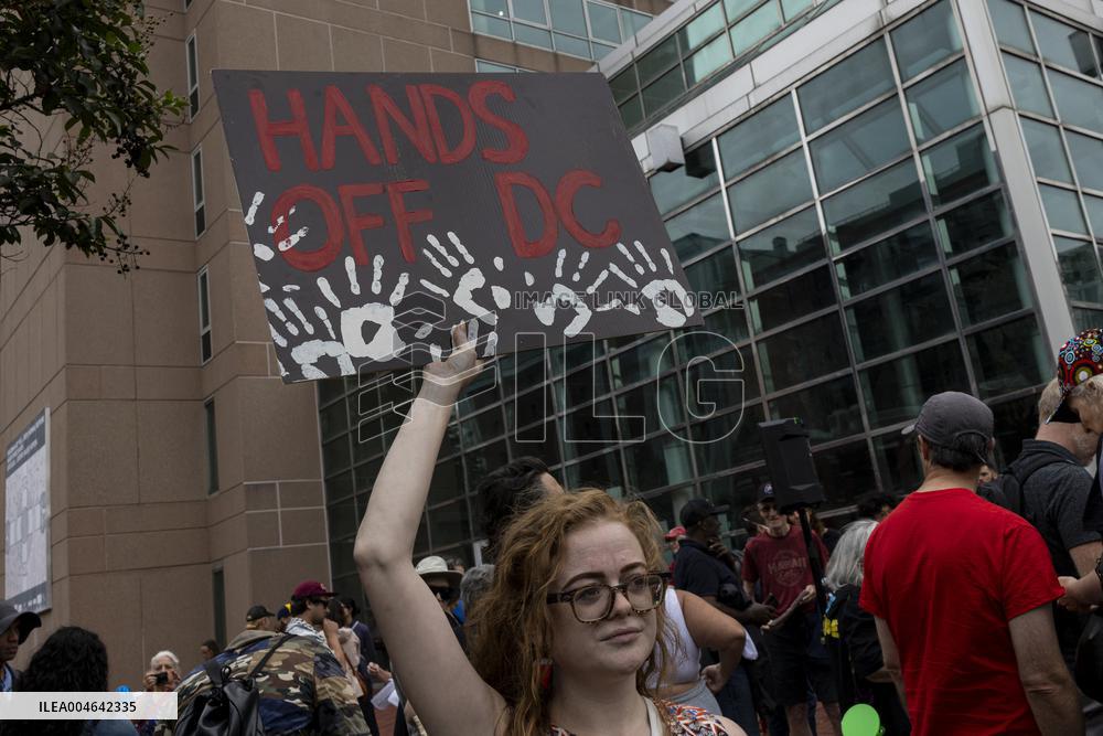 Free DC Protesters Rally Against Federal Control - Washington