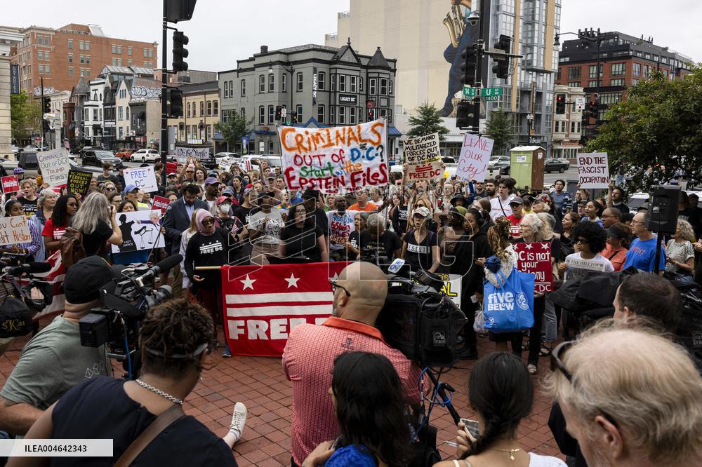 Free DC Protesters Rally Against Federal Control - Washington