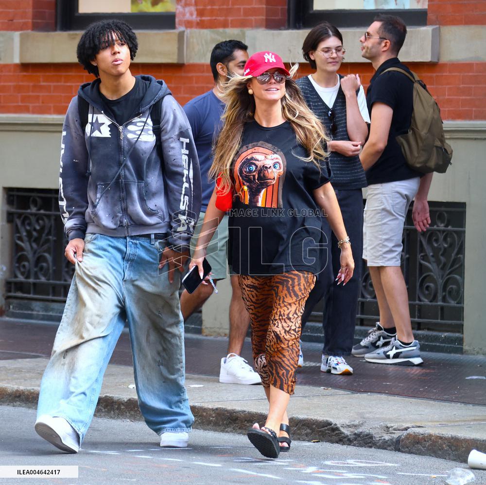 Heidi Klum and Kids Move to College Shop in Soho - NYC