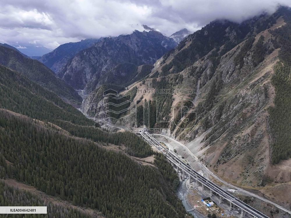 Yuli Expressway Construction - China