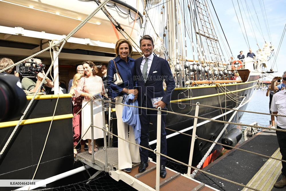 Royal Family At Sail Amsterdam - NDL